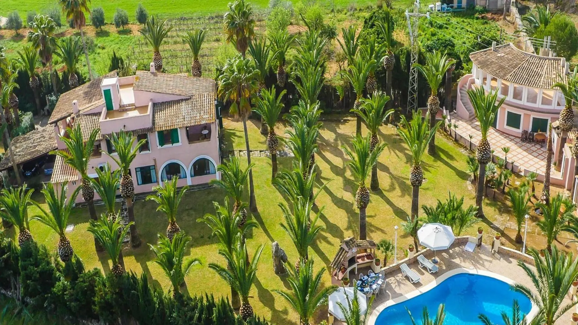 9 Person Country House In Alcudia بيت للعطل الكوذيا
